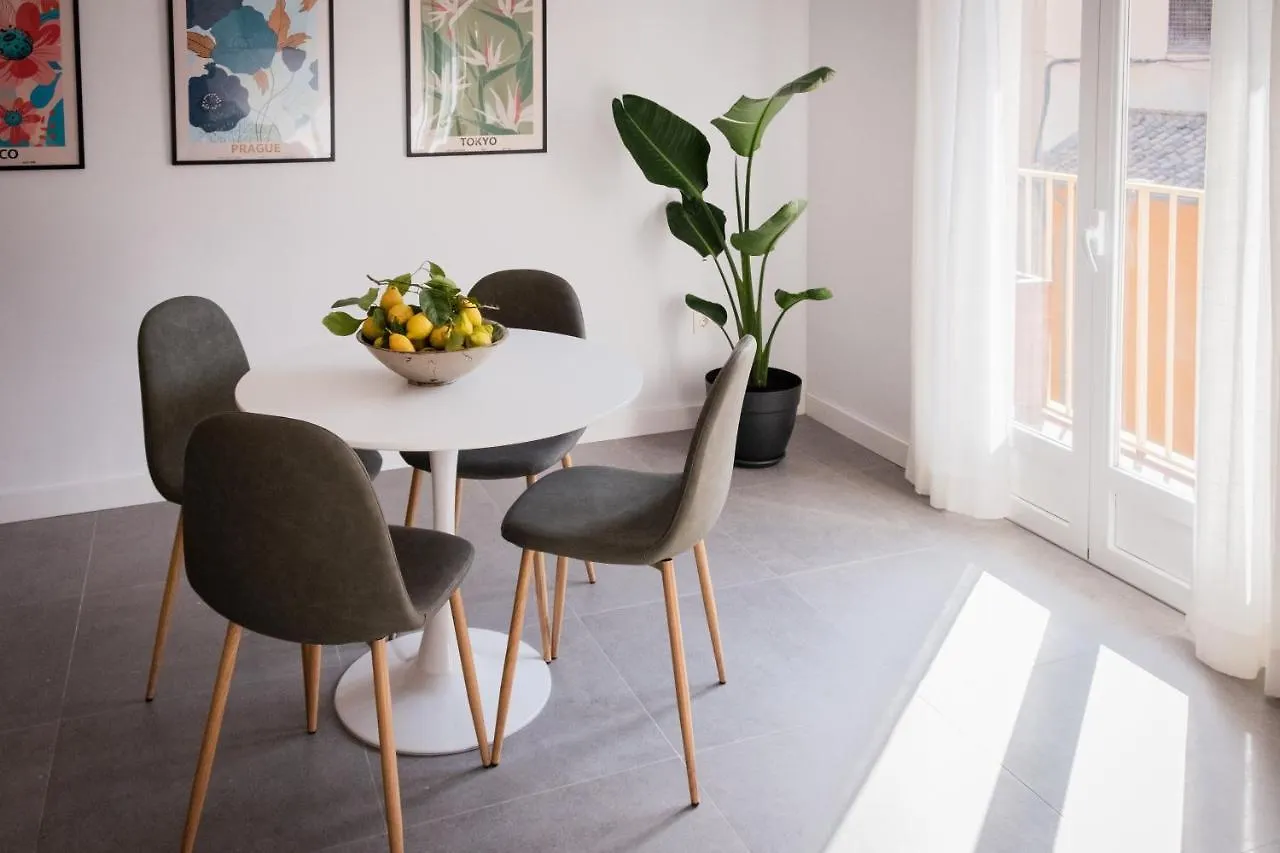 Apartamento Ninos Luchando Granada